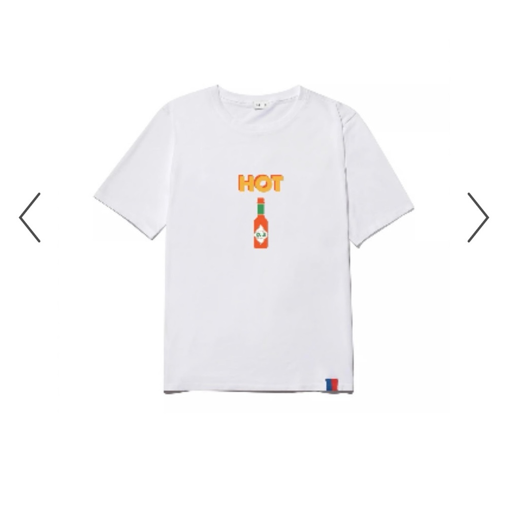 KULE The Modern Hot Sauce Tee Size M “Hot” Hot Sauce Jar
